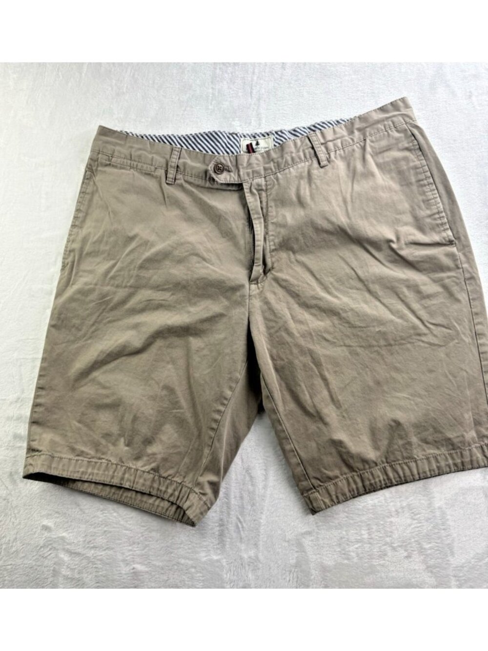 Southern Pines Mens Size 38 Chino Shorts Beige Inseam 10"
